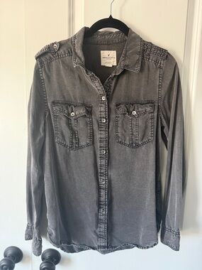 American Eagle Outfitters Charcoal Gray boyfriend Button-Up Shirt